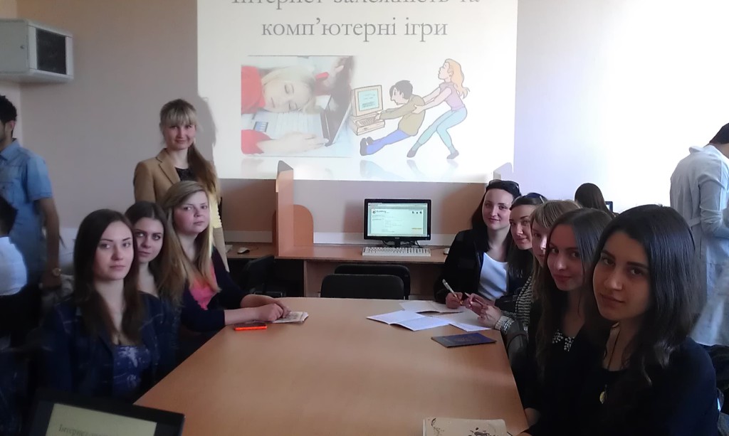 07.05.2015 о 10:35 доц. кафедри ФММ Бондарєва І.В.. прочитала лекцію «Наркоманія як проблема суспільства і держави»