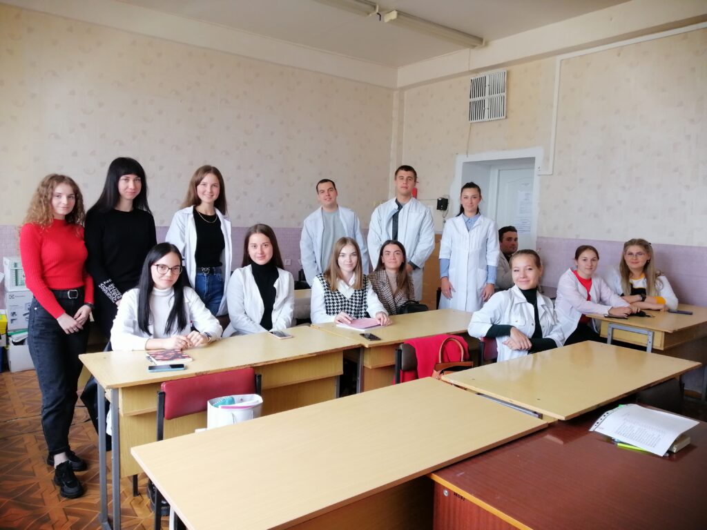 27 вересня 2021 р. асистент кафедри ФММ Чегринець А. А. провела інструктаж з техніки безпеки 27 вересня 2021 р. асистент кафедри ФММ Чегринець А. А. провела інструктаж з техніки безпеки